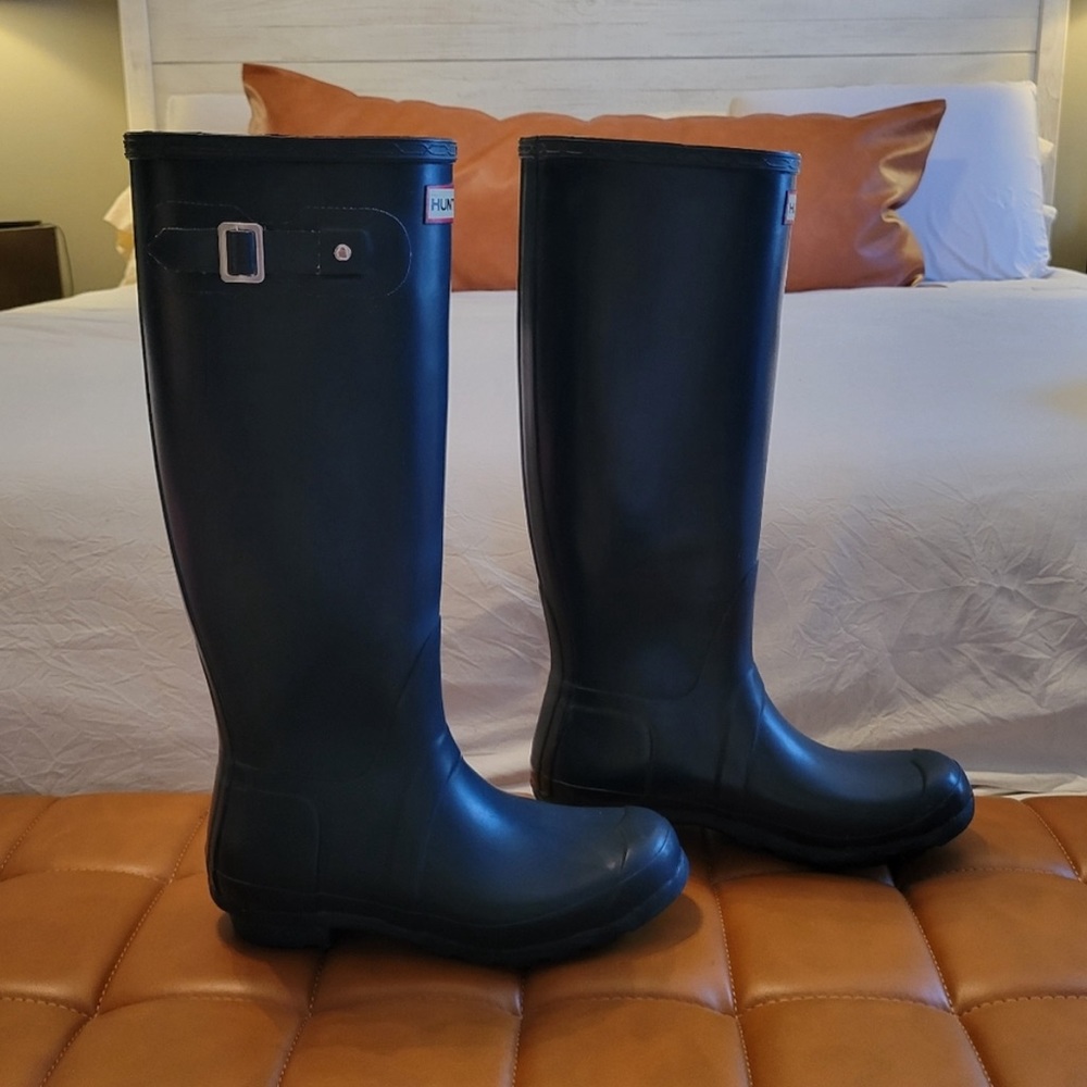 Hunter Rain Boots Size 8